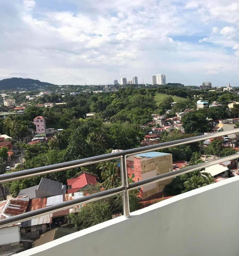 Obaid Condotels Cebu Bagian luar foto